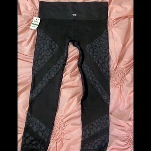 Ideology black leggings!!